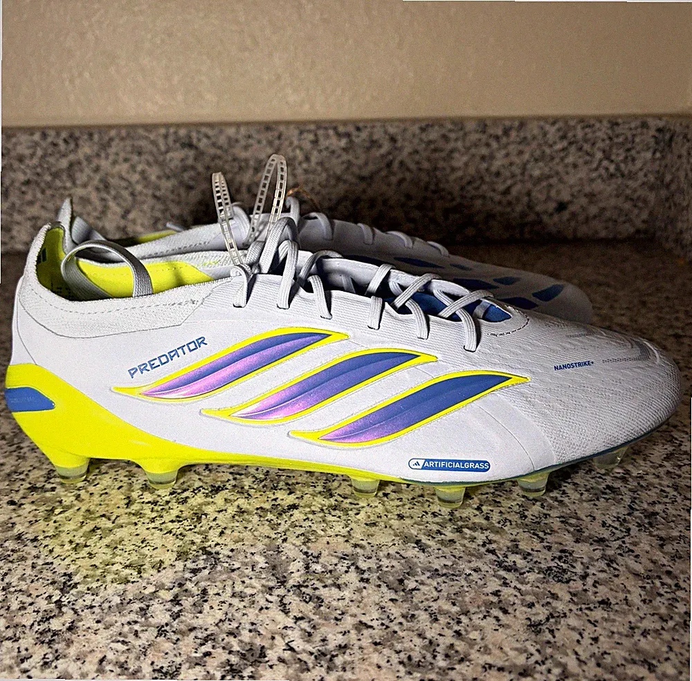 adidas Predator Elite FG Soccer Cleats Men’s 9 cleats