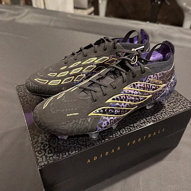 Adidas Predator Elite Fold-Over Tongue FG Kaka Soccer Cleats JR4433 Size 6M New