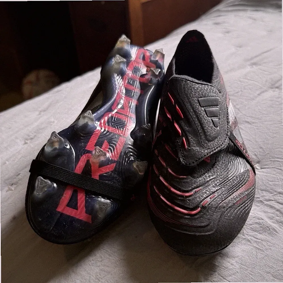 adidas Predator Elite Fold-Over Tongue Firm-Ground Low-Top Soccer Cleats - Black