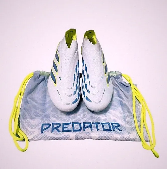 Adidas Predator Elite Laceless FG Crystal Sky Cleats Mens Size 10.5 JS0410