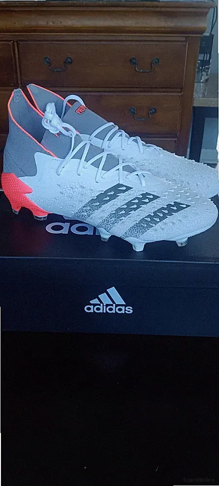 adidas Predator Freak.1 FG Plastic Soccer Cleats FY8299 White Gray Red Black