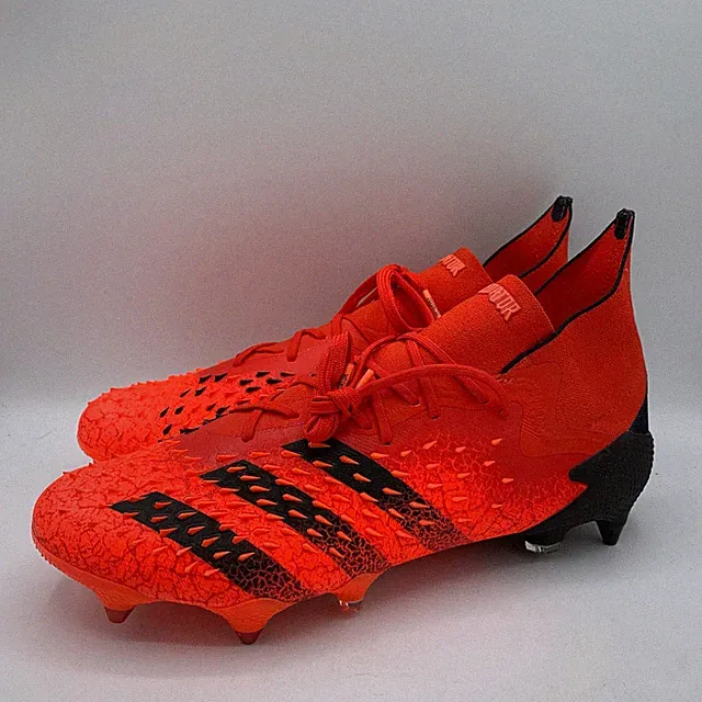 Adidas Predator Freak.1 SG Soccer Cleats Mens Size 9 Demonscale Solar Red
