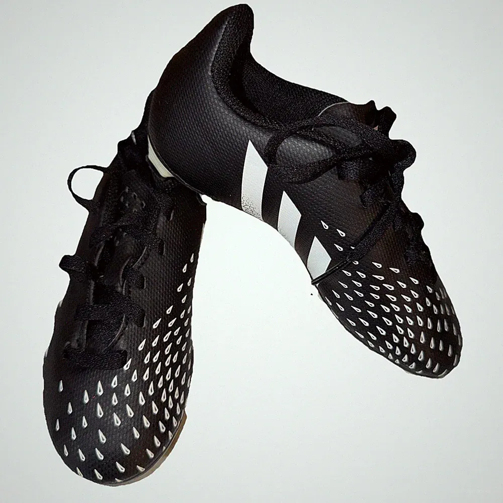 Adidas Predator Freak 4 Cleat Kids Sz 11.5K Soccer Unisex Boys Girls EUC 11 1/2