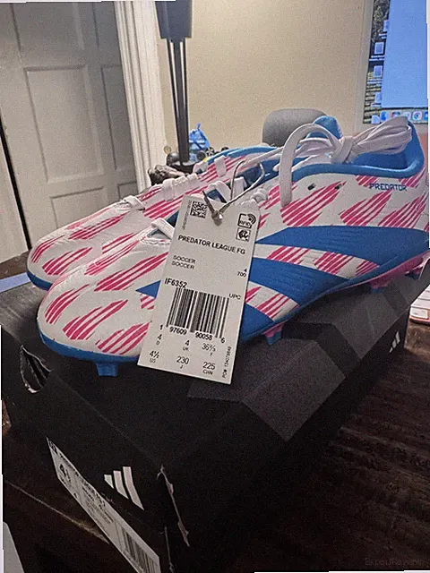 Adidas Predator League FG J soccer cleats - youth, pink/white/blue, size 4.5
