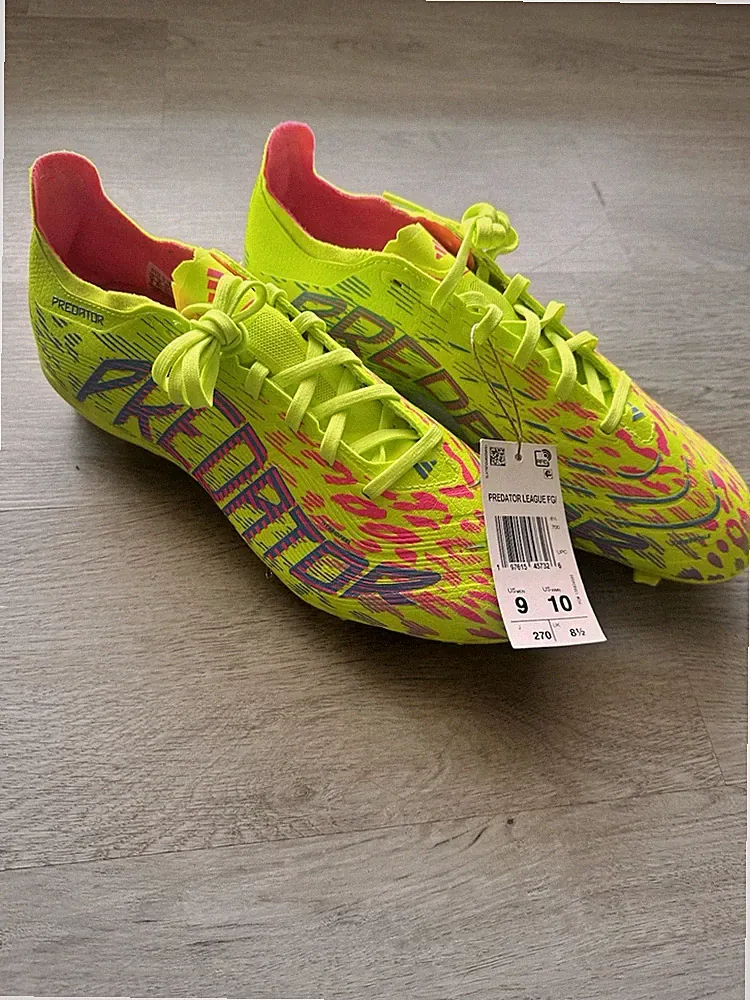 adidas Predator League FG Men's Soccer Cleats Size 9
