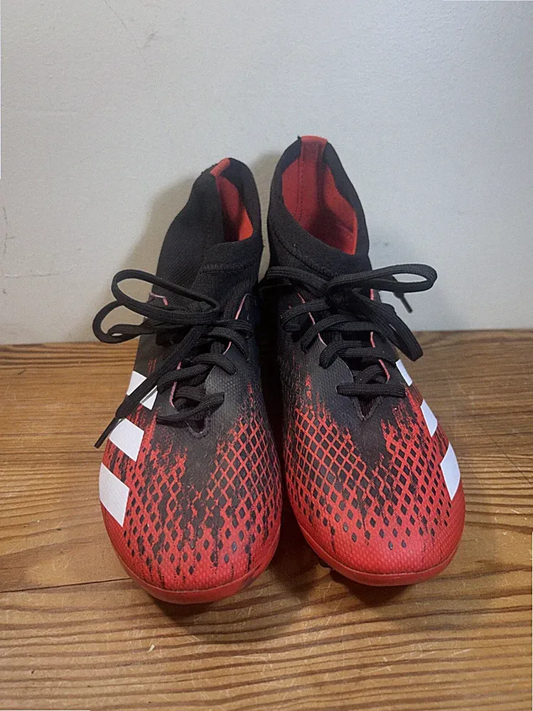 Adidas Predator Men Soccer Cleats Size 5.5