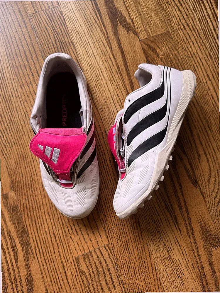 Adidas PREDATOR PRECISION.3 TURF SOCCER SHOES CLEATS Kids Size 3