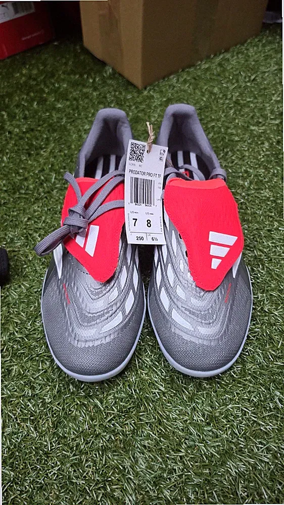 Adidas Predator Pro FT TF Mens 7 Soccer Cleats Artificial Turf Iron Metallic