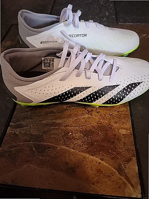 adidas Predator Soccer Cleat Men's White/Gray New without Box