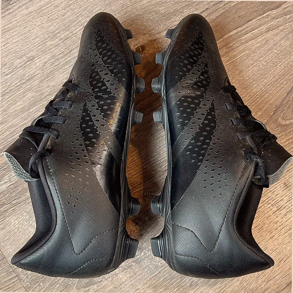 Adidas Predator Soccer Cleats Mens 8 Core Black Firm Ground FG Low Top Boots