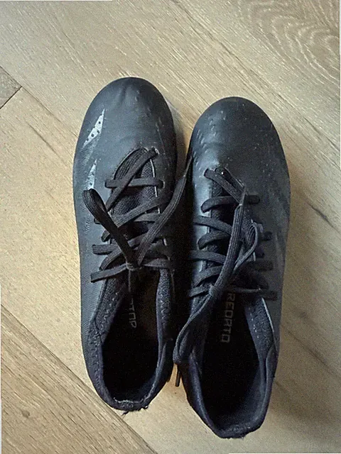 Adidas Predator Soccer Cleats Youth Size 5