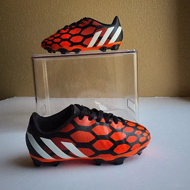 Adidas Predito Instinct FG Soccer Cleats Red Black Shoes Toddler size 10.5C