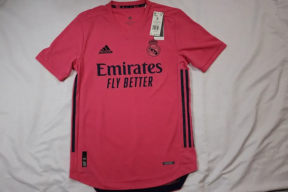 Adidas REAL MADRID AUTHENTIC PINK Soccer Jersey Men's Size: S Retail: $ 130