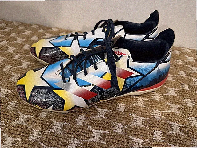 Adidas Size 7 Soccer Cleats