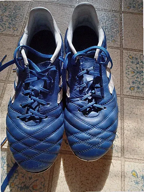 Casual Soccer Cleats