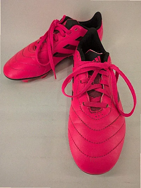 Adidas Soccer Cleats Girls/Woman US 4 UK 3.5 Hot Pink 753002 Excellent Condition