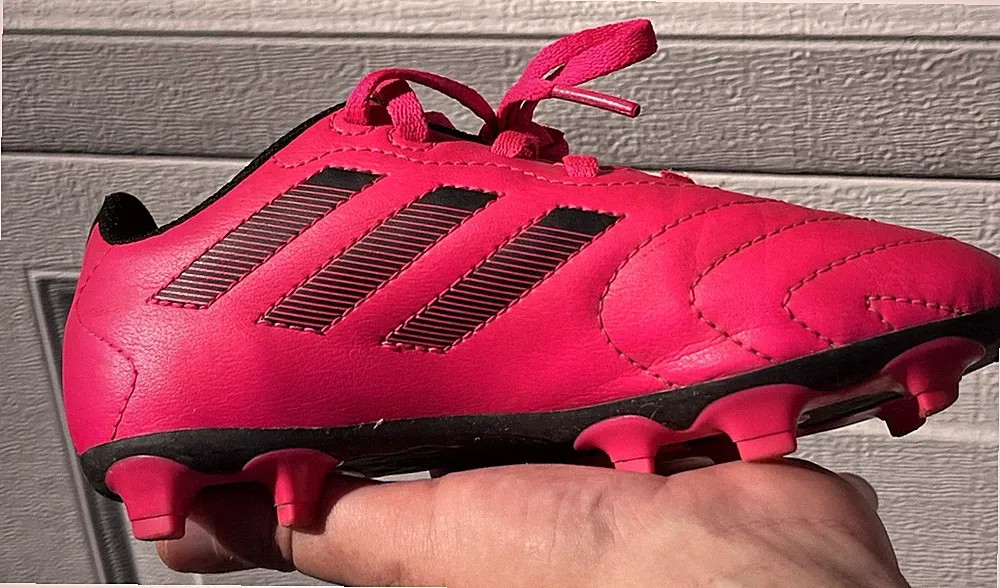 girls soccer cleats size 13