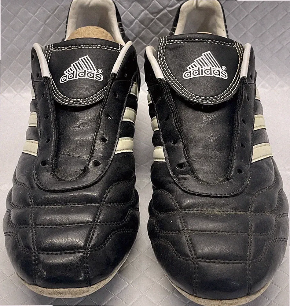Adidas Soccer Cleats Size 10 Black Traxion