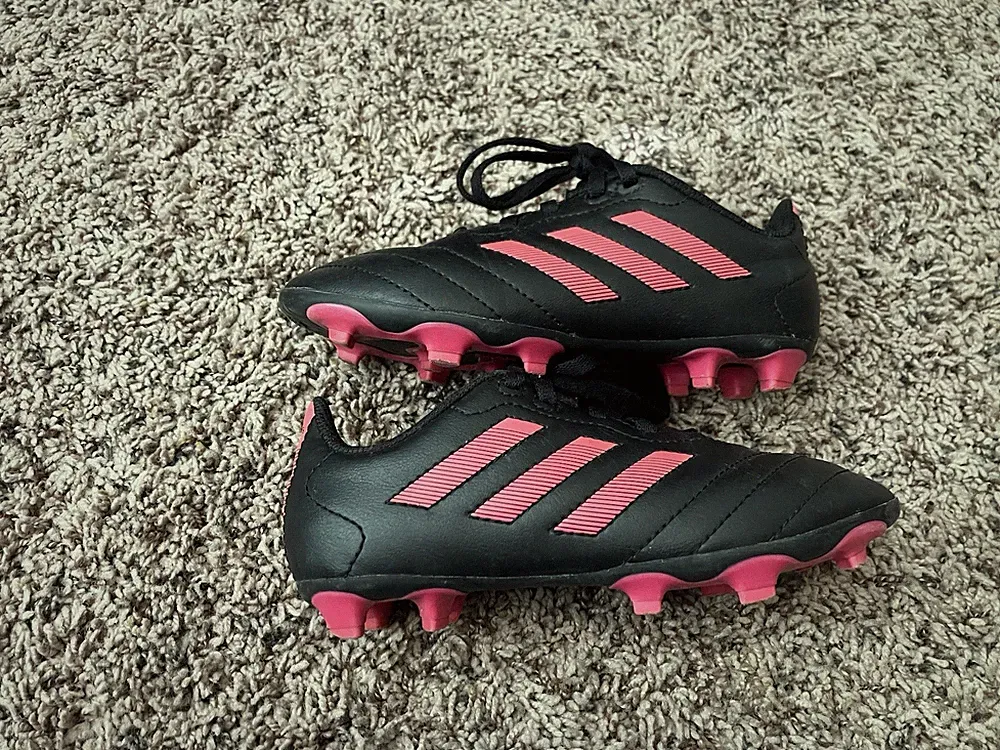 girls soccer cleats size 13