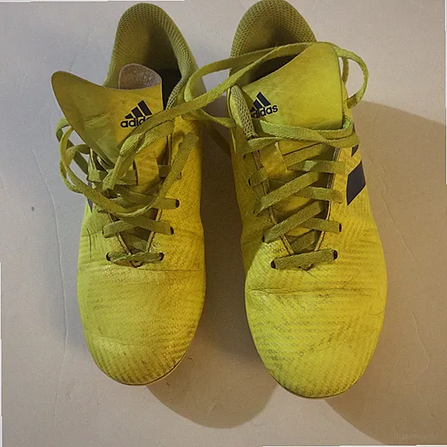 Adidas Soccer Cleats Size 3.5