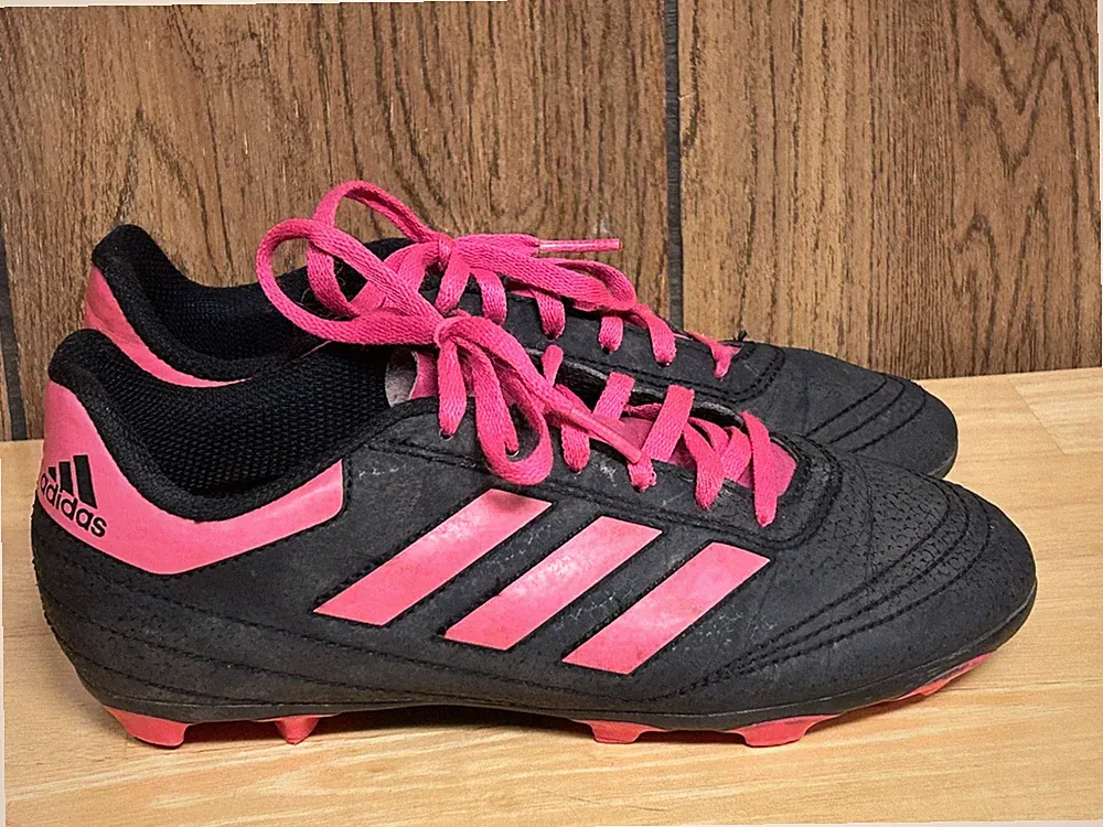 Adidas Soccer Cleats size 3 youth Goletto VI FG Firm Ground Youth Black & Pink