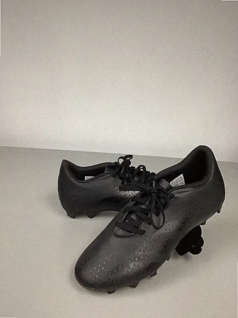⚽✨ adidas Soccer Cleats – Size 7 – Soccer/Football Shoes ✨⚽