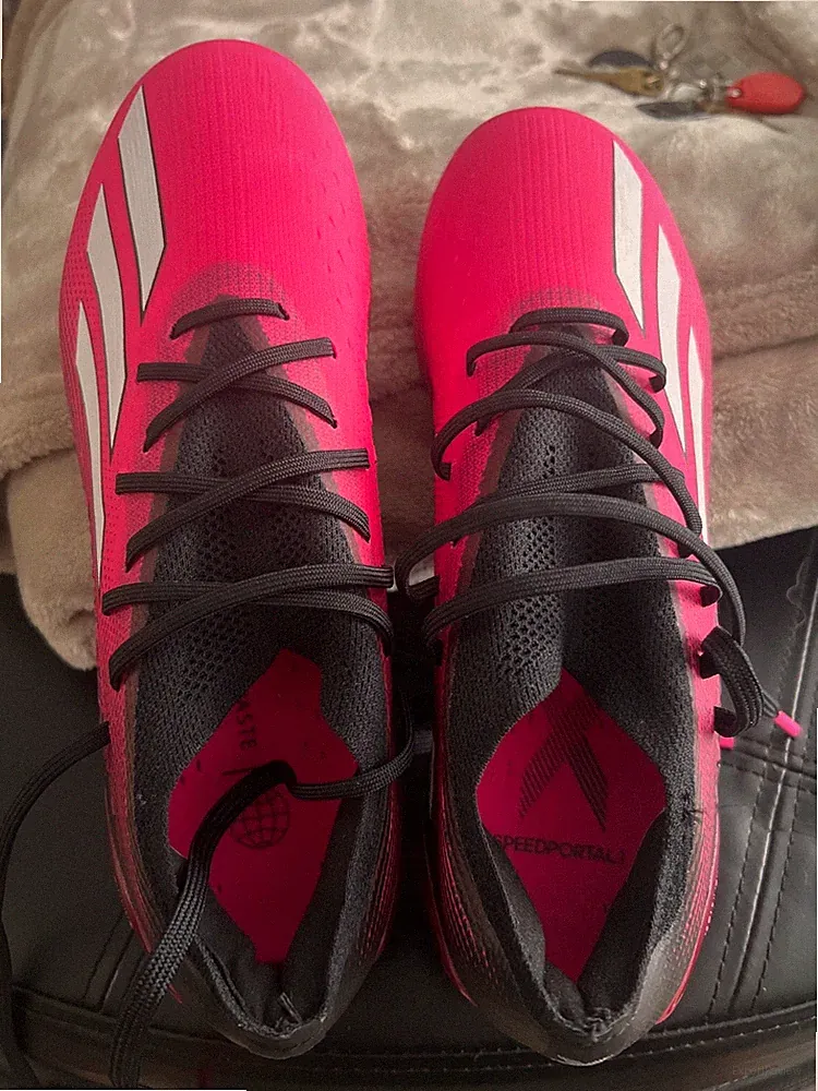 adidas soccer cleats size 8.5 womens