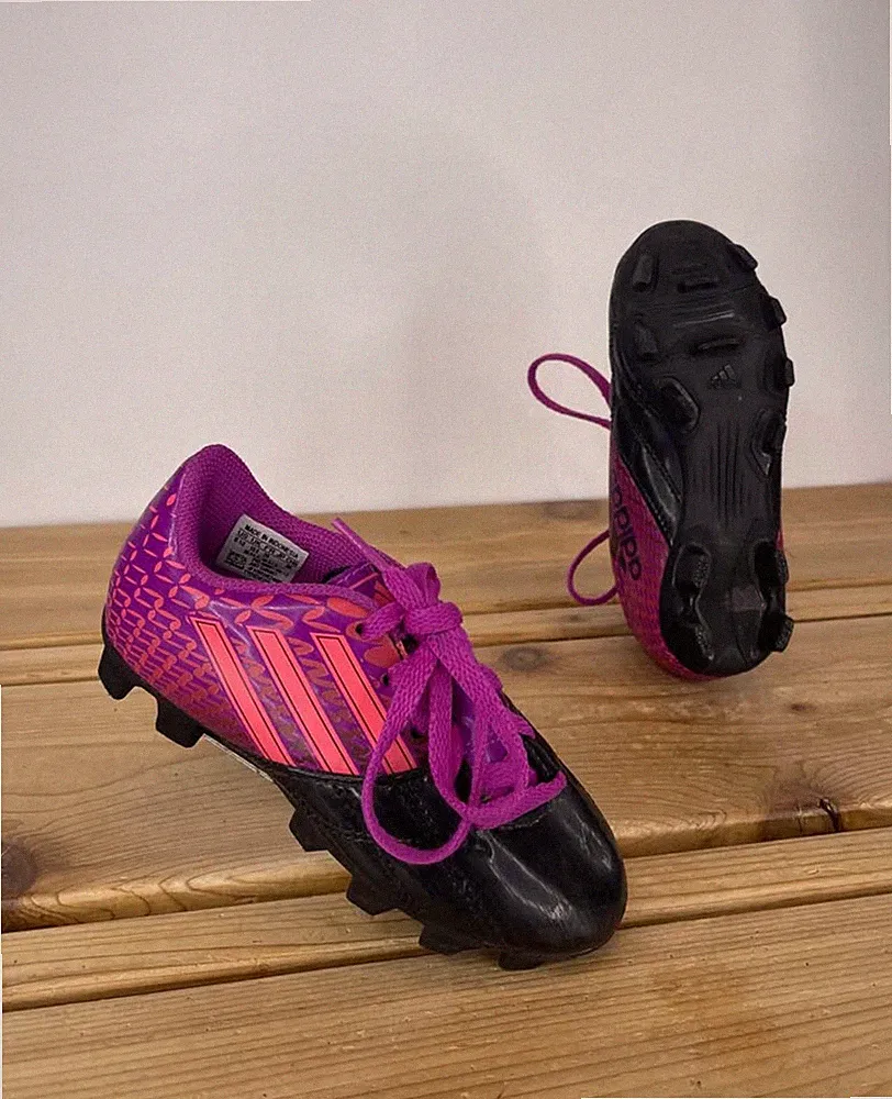 Adidas Soccer Cleats – Youth Size 10.5K (US)