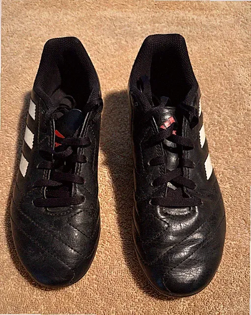 Adidas Soccer Sports Cleats Size 3 Youth Black and White Athletic Shoes