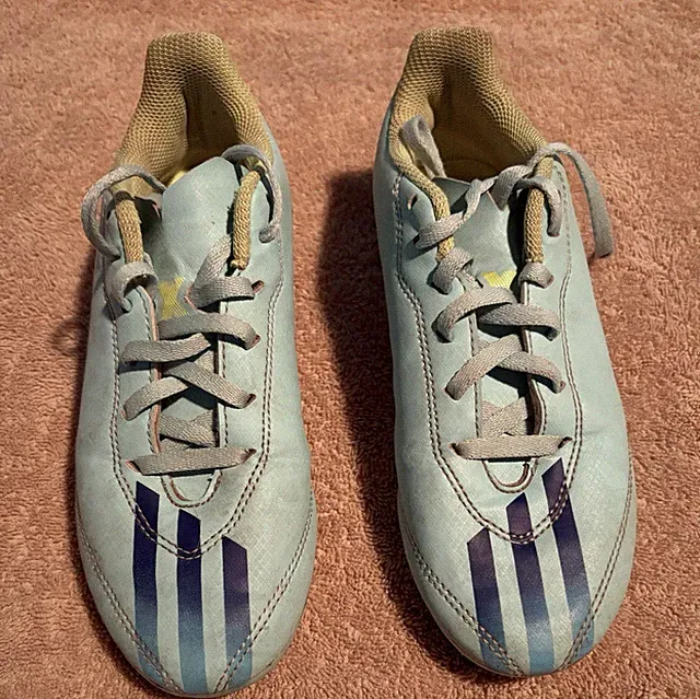 Adidas Soccer Sports Cleats Size 3 Youth Black and White Athletic Shoes Girl's