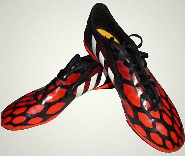 Adidas Sz 10 Predator Predito Absolado EU44 Indoor Soccer Shoes Red Black Futsal