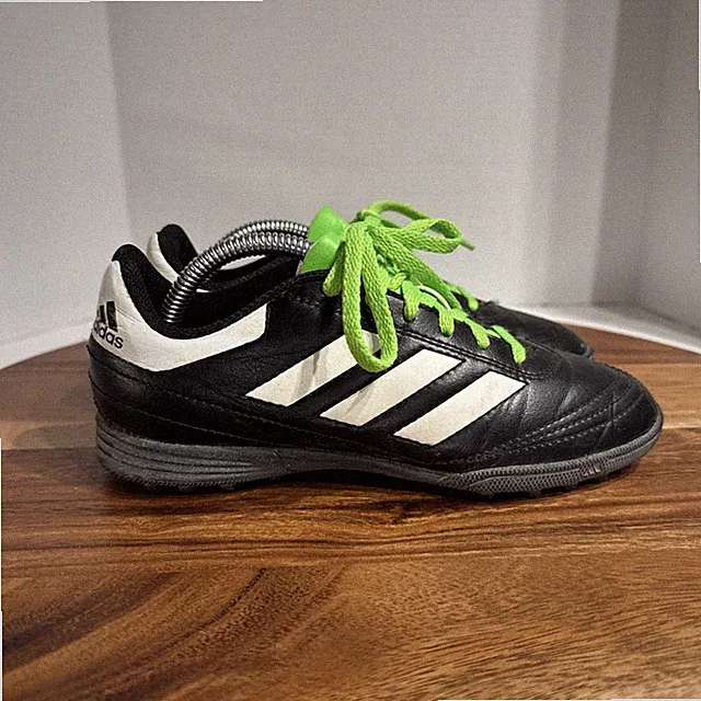 Adidas Turf Soccer Shoes Youth Size 2.5 Goletto VI TF Black White Green Cleats