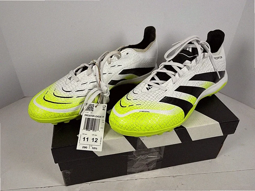 Adidas Unisex League Turf, White/Black/Lucid Lemon Men Size 11 Soccer Cleats