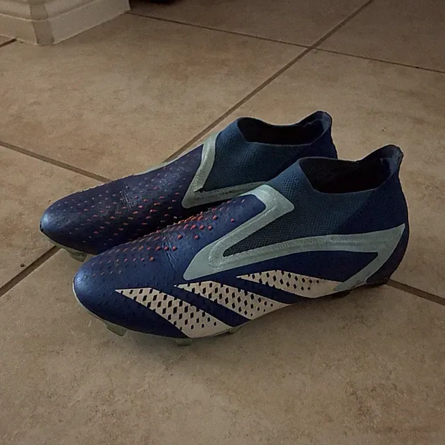 adidas Unisex Soccer Cleats Blue US Size 8 - Soccer Cleats, Unisex