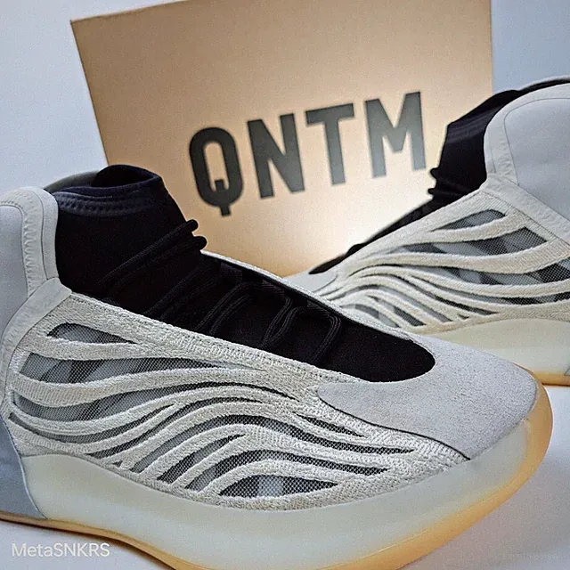 Adidas US 11.5 Men's Mist Slate Beige Black Lifestyle Yeezy QNTM HQ2085 New