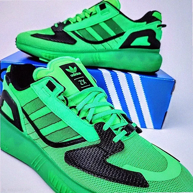 Adidas US 13 Men's Green Black Retro Run Lifestyle Boost Rare ZX 5K GV7699 NIB