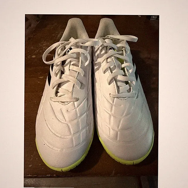 adidas White Soccer Cleats Unisex Youth US 5.5 New Without Box