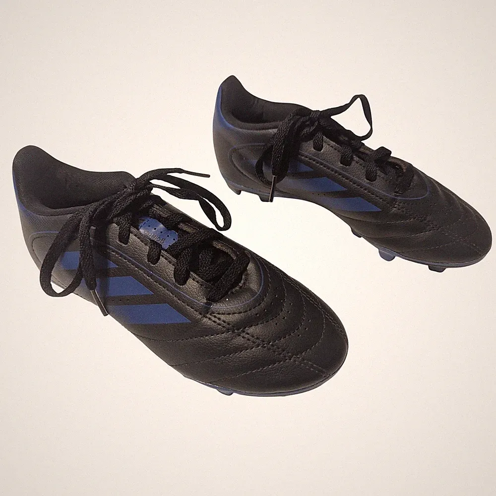 Adidas Youth Boys Size 2 Goletto VIII FG Soccer Cleats Outdoor Black Blue JH6643