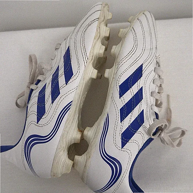 Adidas Youth Copa Sense .4 Soccer Cleats Size 5 White Blue Leather GW7400