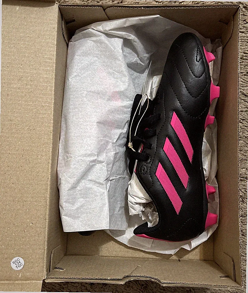 Adidas Youth Goletto VIII FG J Black & Hot Pink Soccer Cleats, Sz 4, NEW IN BOX!