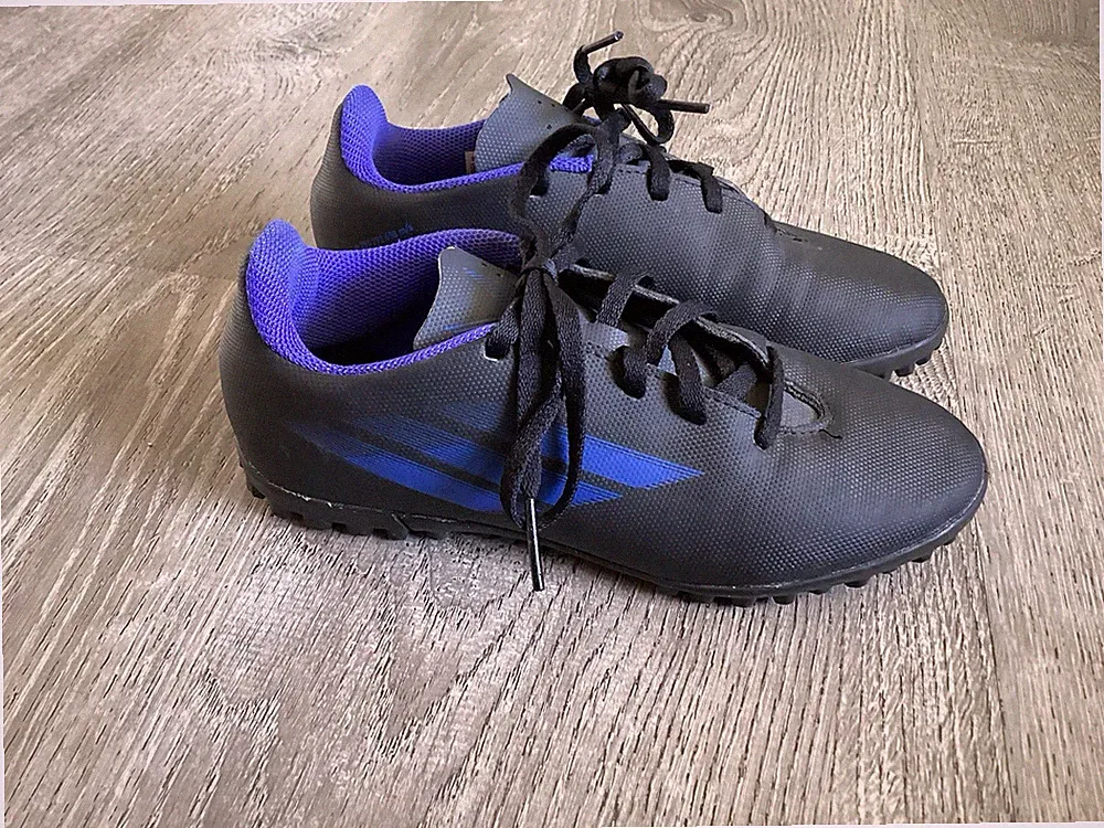 Adidas Youth Size 3.5 X Speedflow 4 Black Blue Indoor Soccer Shoes Cleats FY3326
