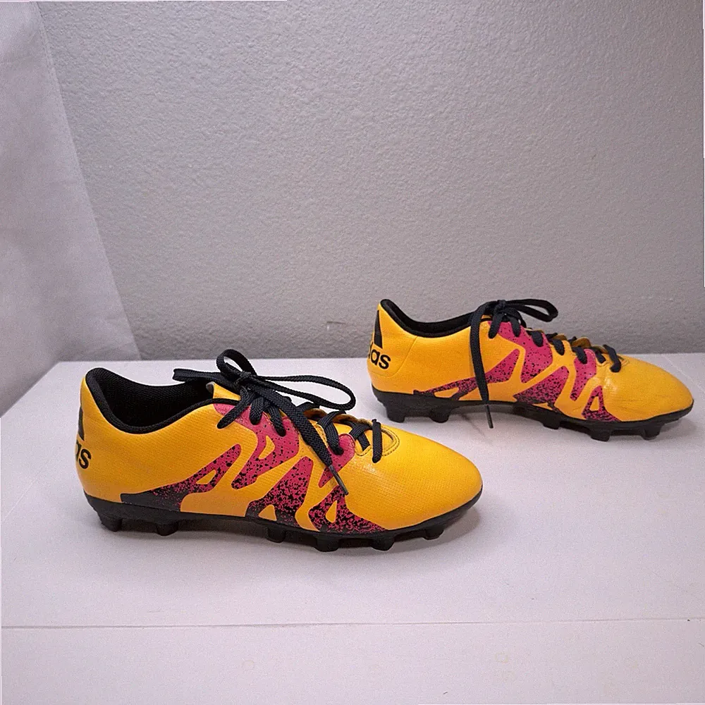 ADIDAS youth soccer shoes size 7 cleats X 15.4 FxG Jr. gold & pink futbol