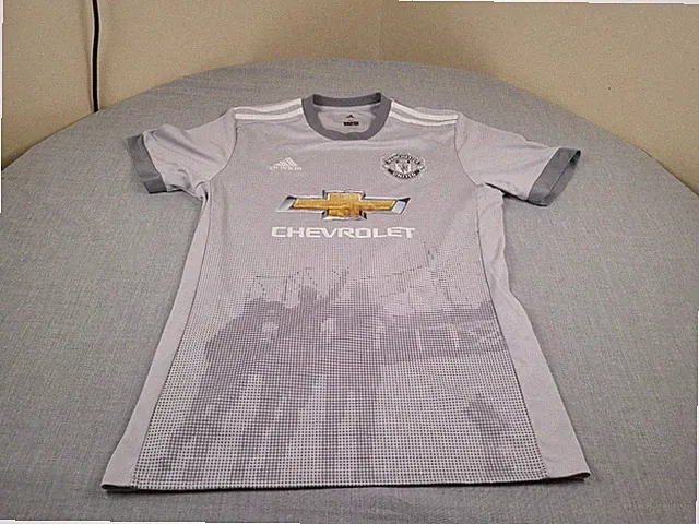 Adiddas Chevy Soccer Jersey Mens Medium Gray Manchester United Climacool Futbol