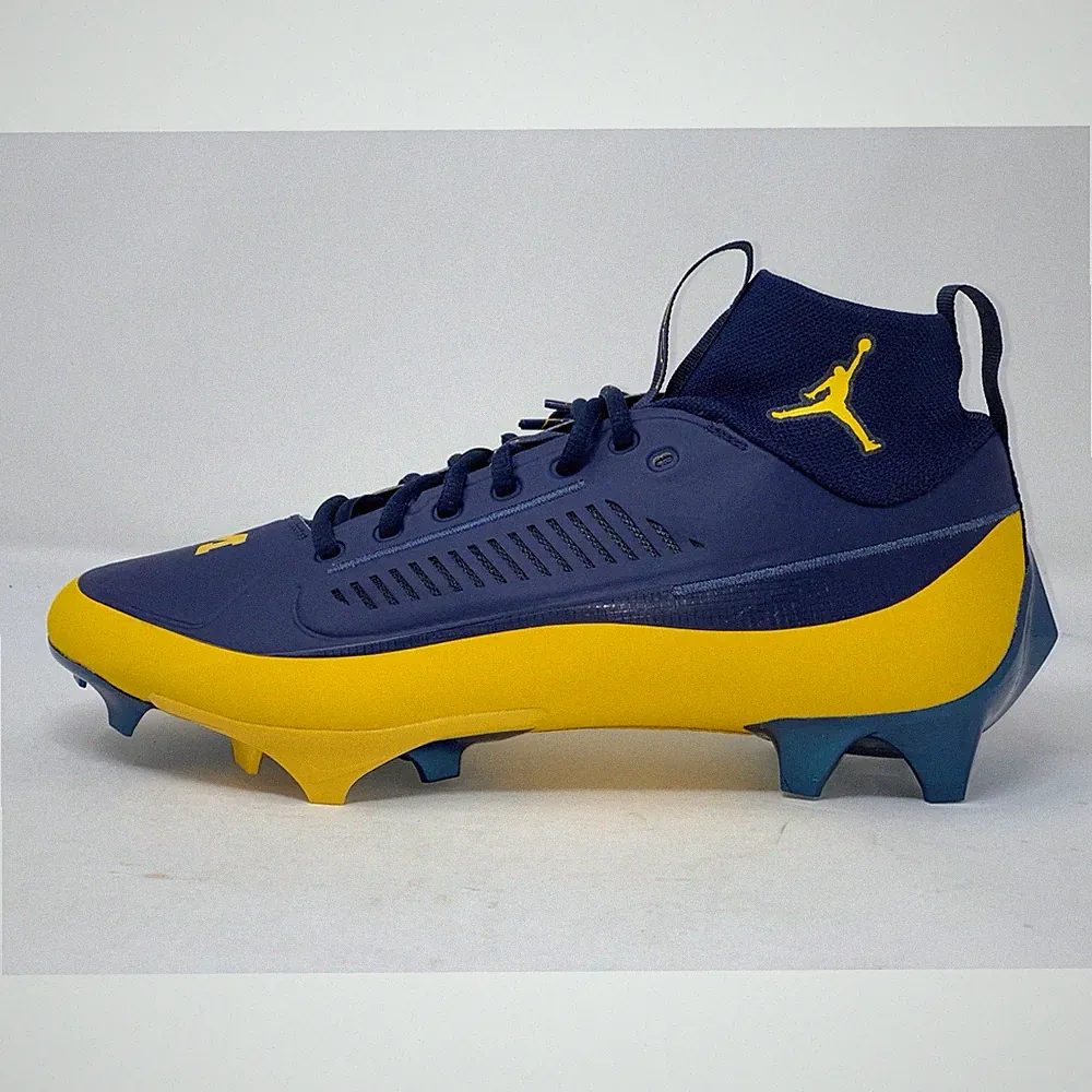 Air Jordan Vapor Edge Pro 2 Michigan Wolverines Cleats PE, Size 11.5 FJ5709-407