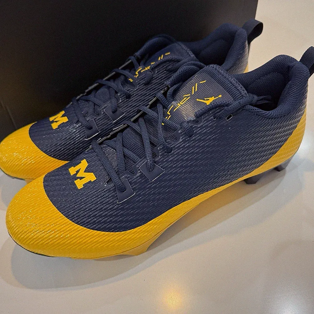 Air Jordan Vapor Edge Speed 2 Michigan Wolverines Cleats PE FJ5724-407 Size 14