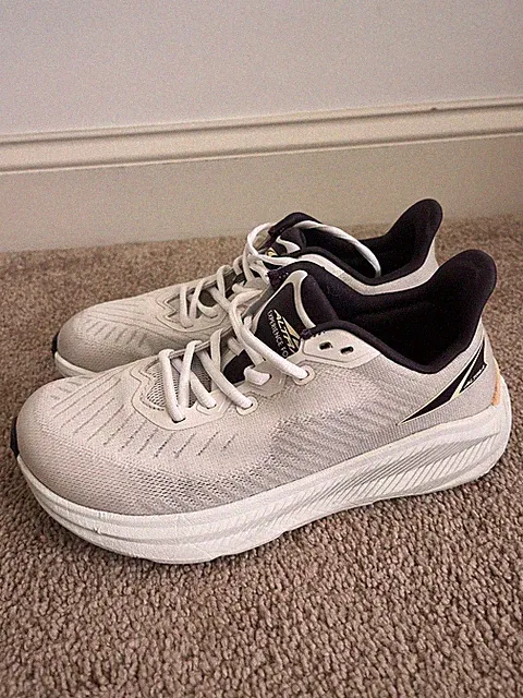 Altra Experience Form Womens Size 8 Wide W Taupe Running Sneakers AL0A85NU923