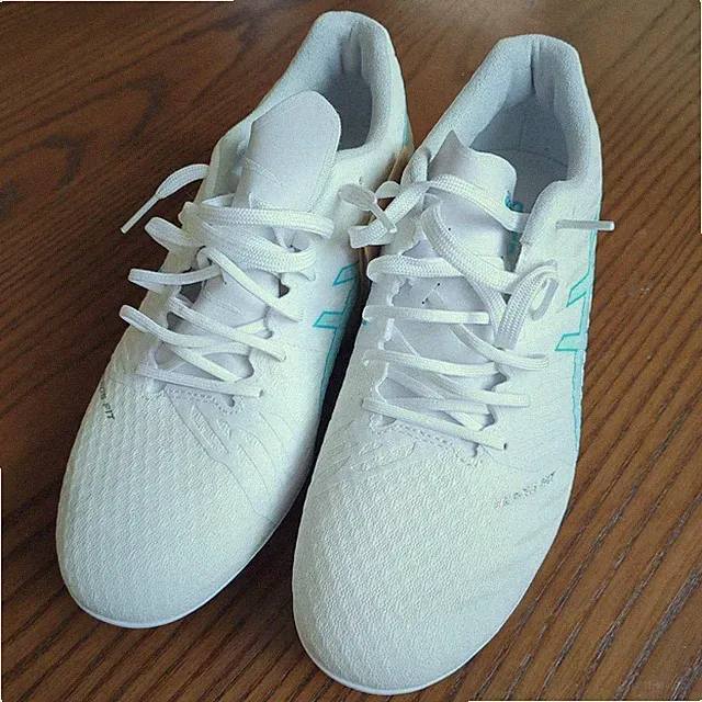 Asics 7.0US PRO soccer shoes spikes white turquoise