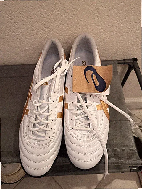 Asics C3 TF Turf Soccer Shoes Men's White Gold - 1113A056-100 size 11 US
