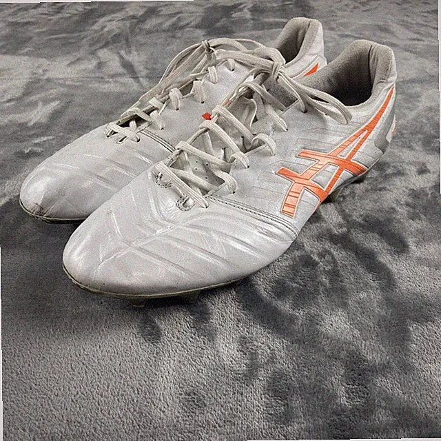 ASICS DS LIGHT CLUB Soccer Cleats White Orange 1103A097 101 Men’s Shoes