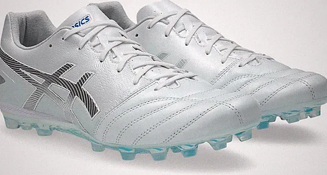 ASICS DS LIGHT PRO AG 1103A096 104 White / Pure Silver Soccer Cleats 2E New